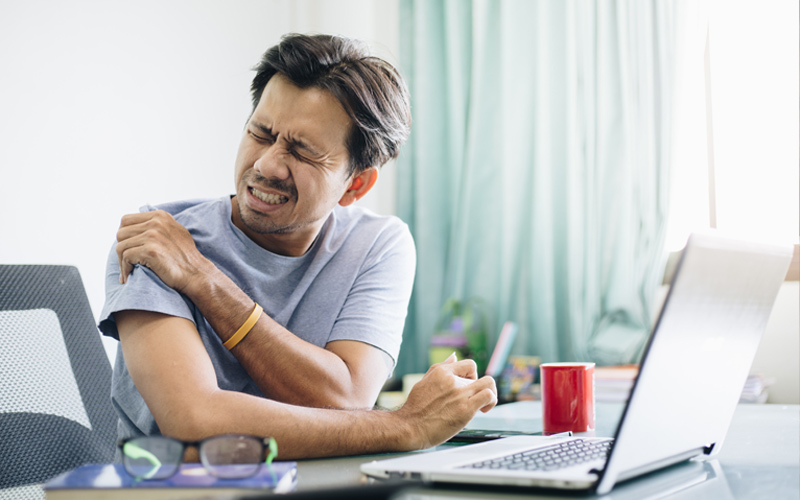 Can-Shoulder-Pain-Heal-on-Its-Own-img-d